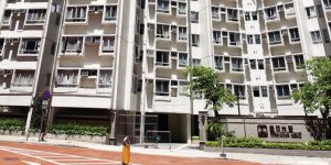 香港房产鰂鱼涌华兰花园2房570万